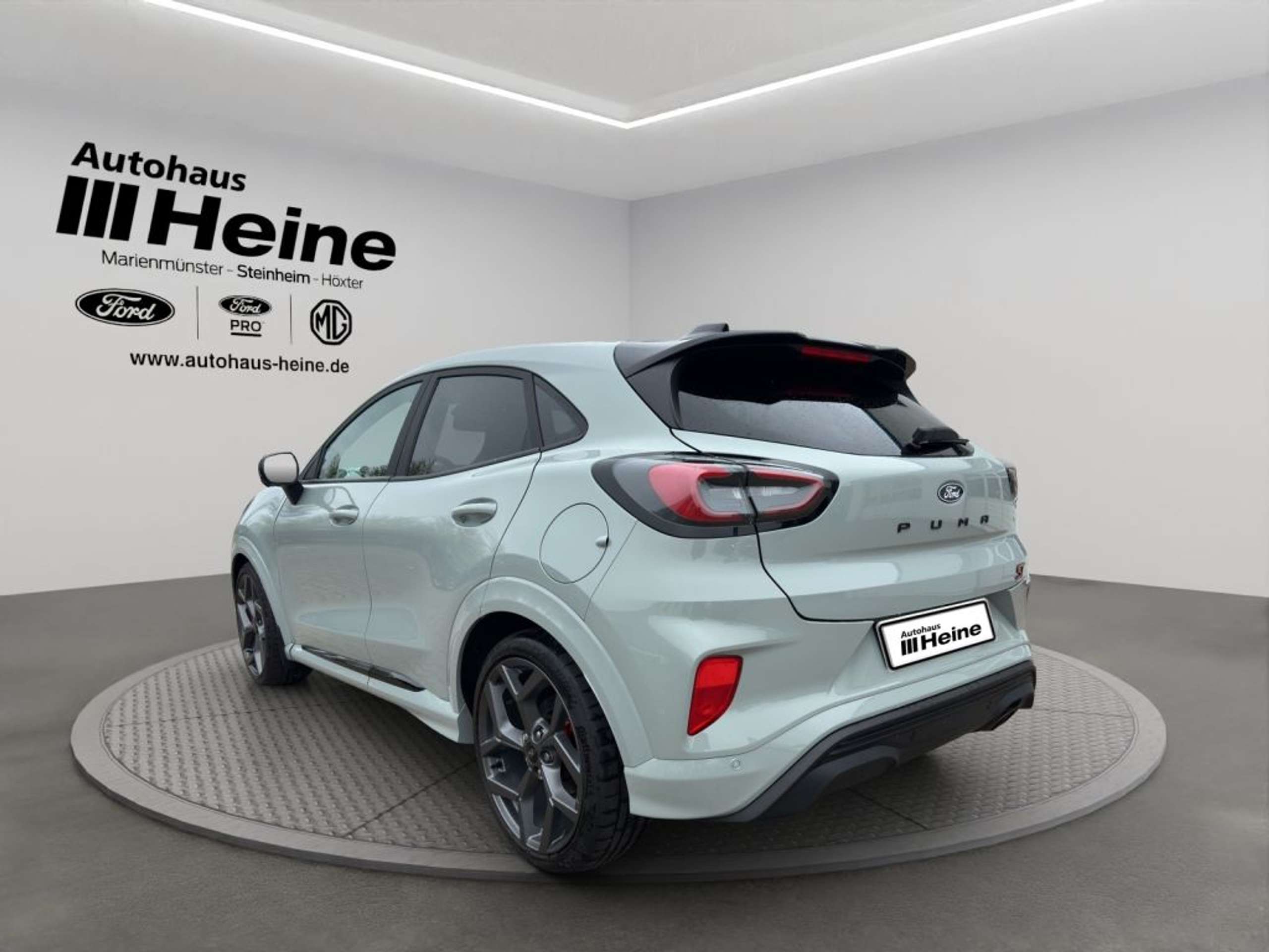 Fahrzeugabbildung Ford Puma ST 160 PS AUTOMATIK *AHK*LED*B&O* INKL. FLATRATE+ - mit KI generiert/bearbeitet