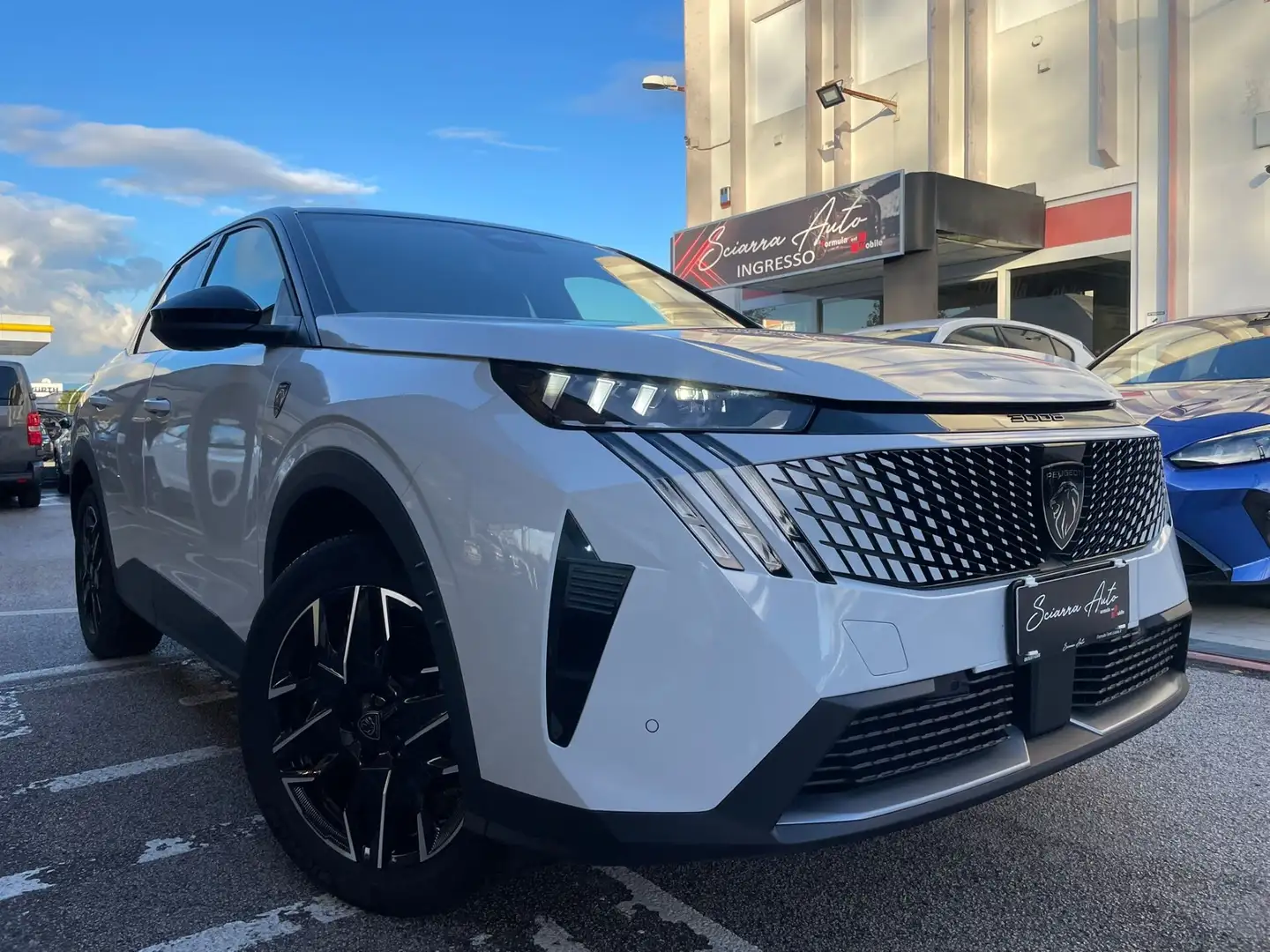 Peugeot 3008 3008 Hybrid 145 e-DCS6 GT Blanc - 1