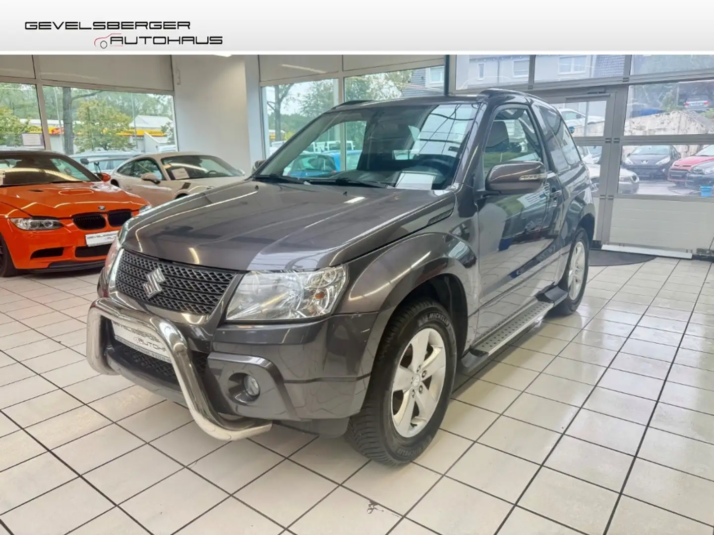 Suzuki Grand Vitara 2.4 VVT Comfort 1.Hand Sperrdiff. Klimaautom SHZ K Grau - 1