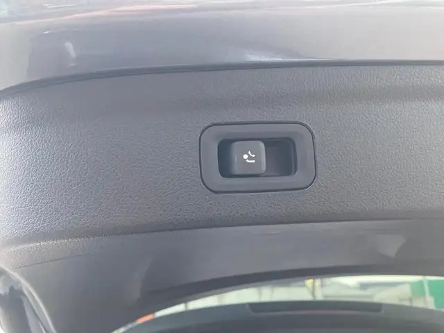 Mercedes-Benz Gle view 21