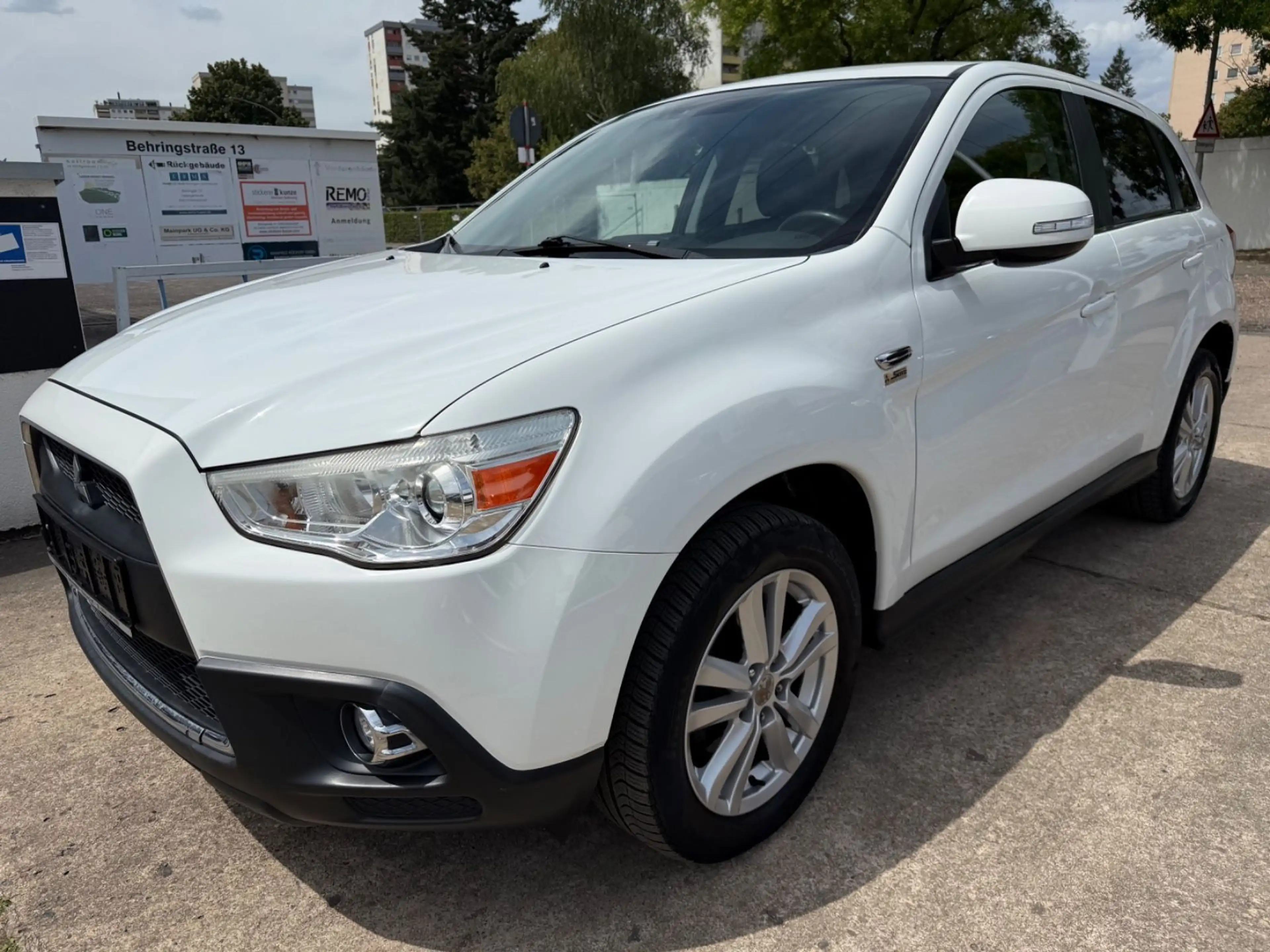 Mitsubishi ASX Edition 2WD+KAMERA+KLIMAAUTOMATIK+BC+MFL+ — photo 3