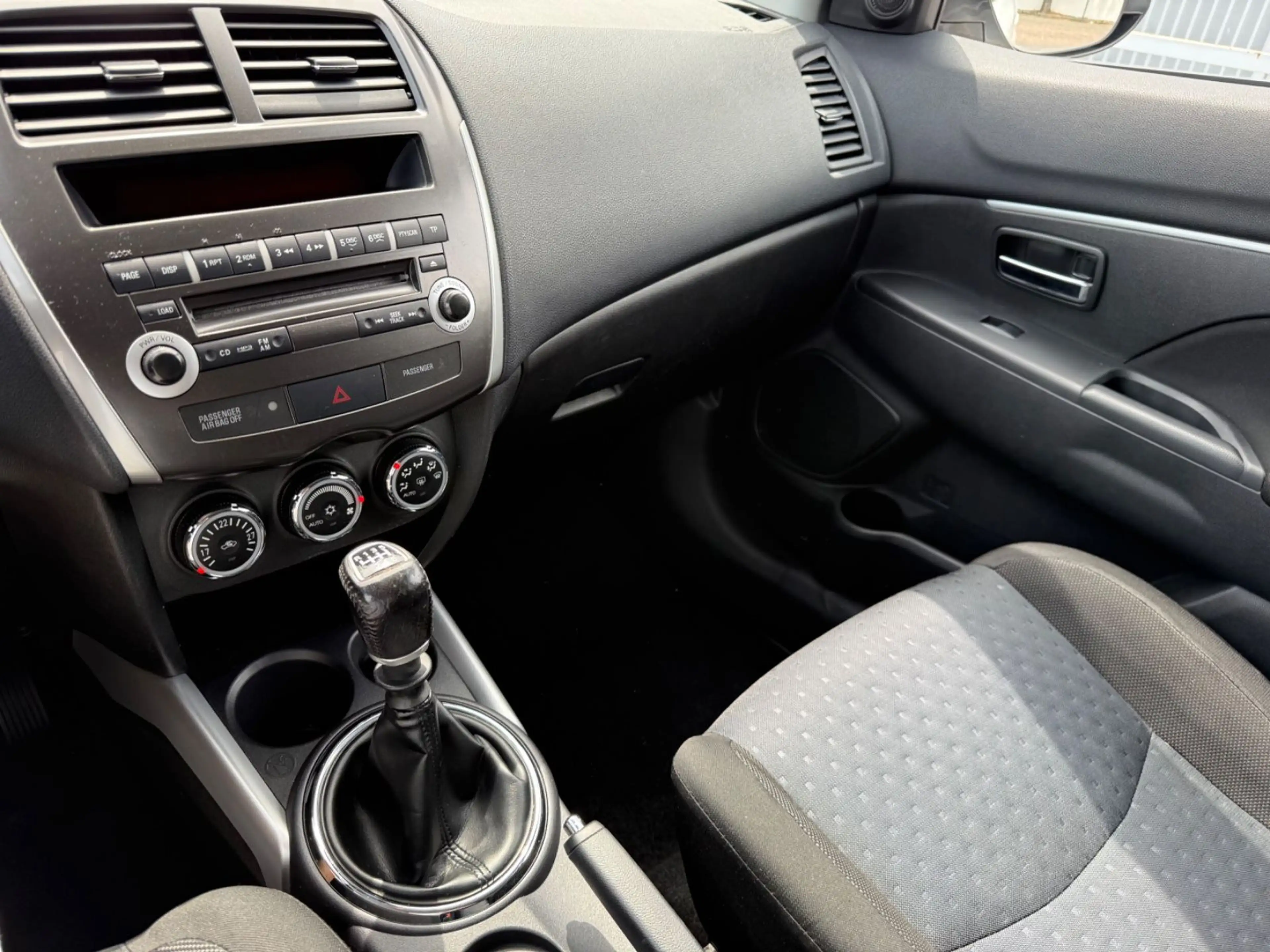 Mitsubishi ASX Edition 2WD+KAMERA+KLIMAAUTOMATIK+BC+MFL+ — photo 10