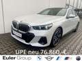 BMW 520 i M Sport Pano StandHz KomfSi belüftet H/K Travel+ Weiß - thumbnail 1