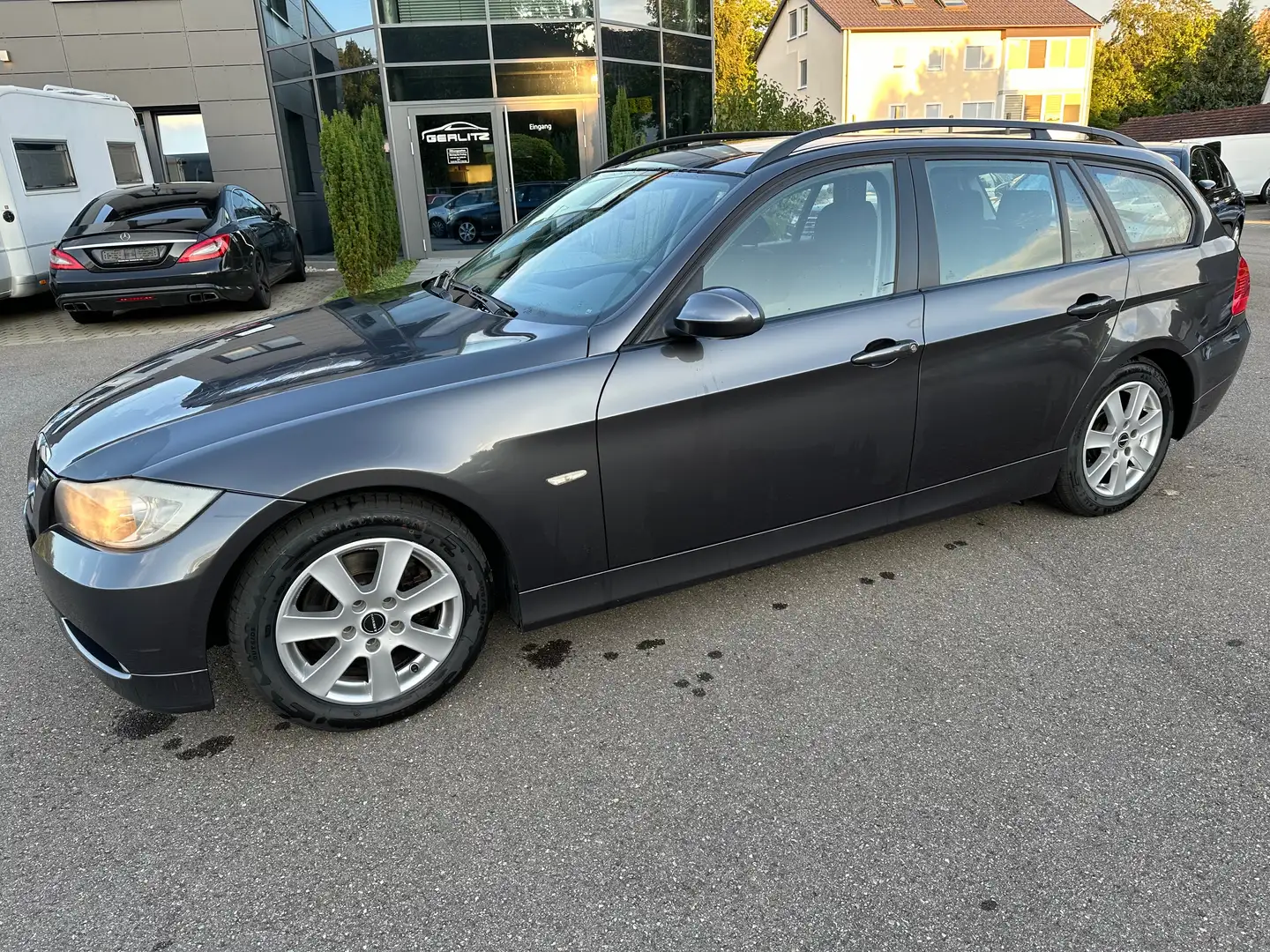 BMW 320 320i Automatik / Klima Grau - 1