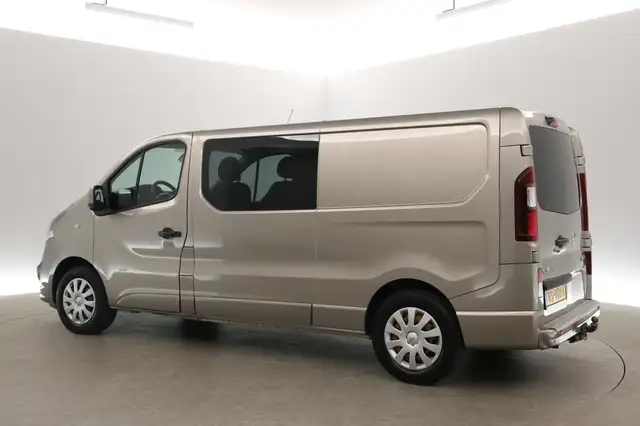 Opel Vivaro view 25