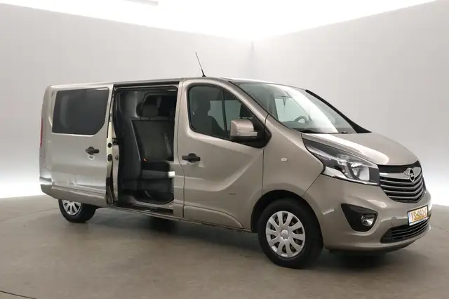 Opel Vivaro view 7