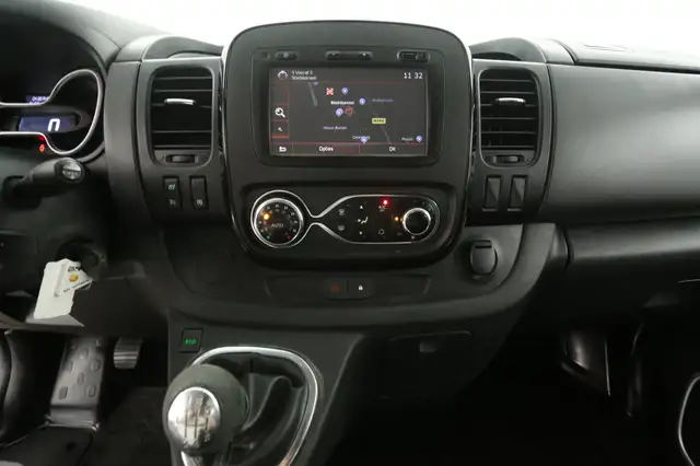 Opel Vivaro view 13