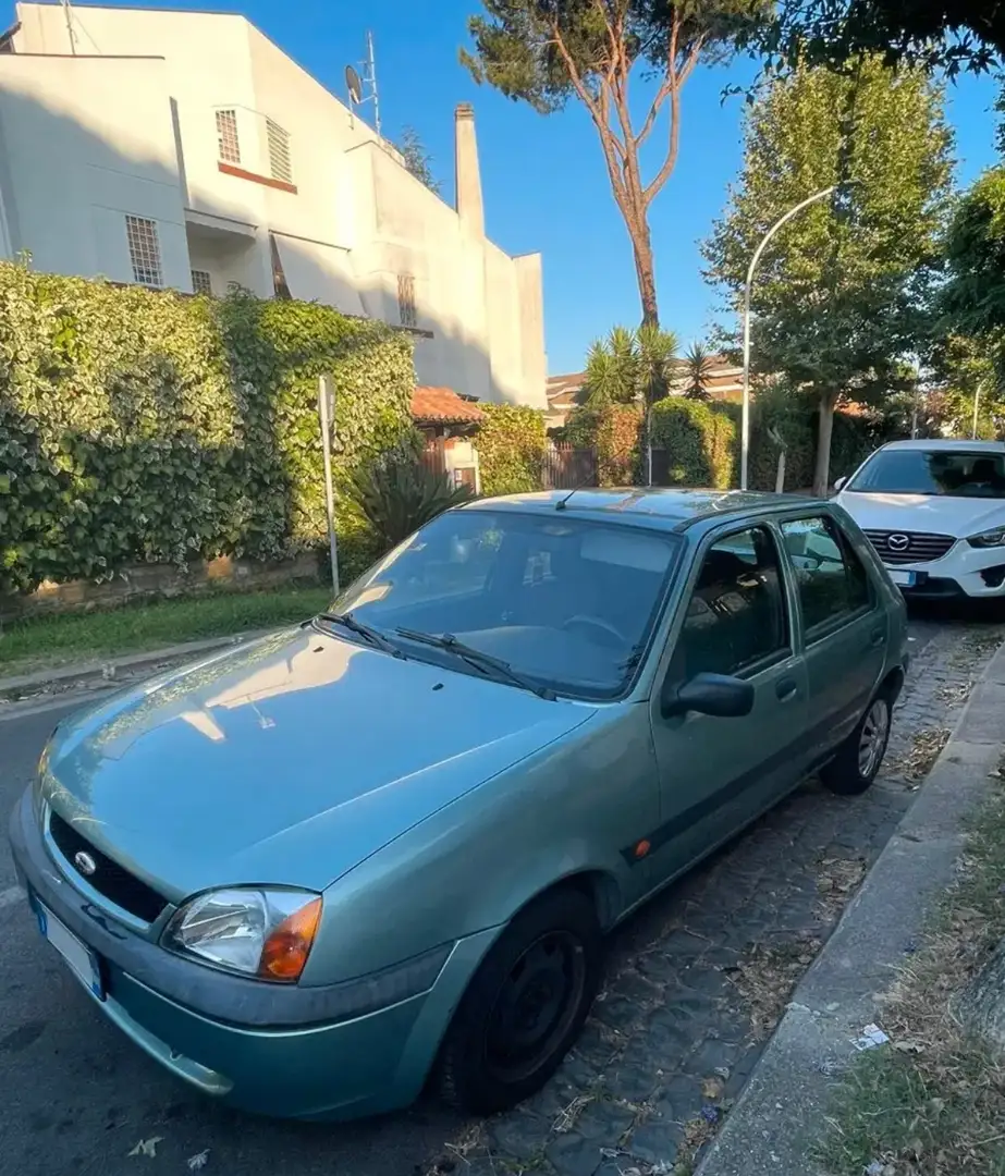 Ford Fiesta Fiesta IV 1999 5p 1.2 16v Zetec Verde - 2