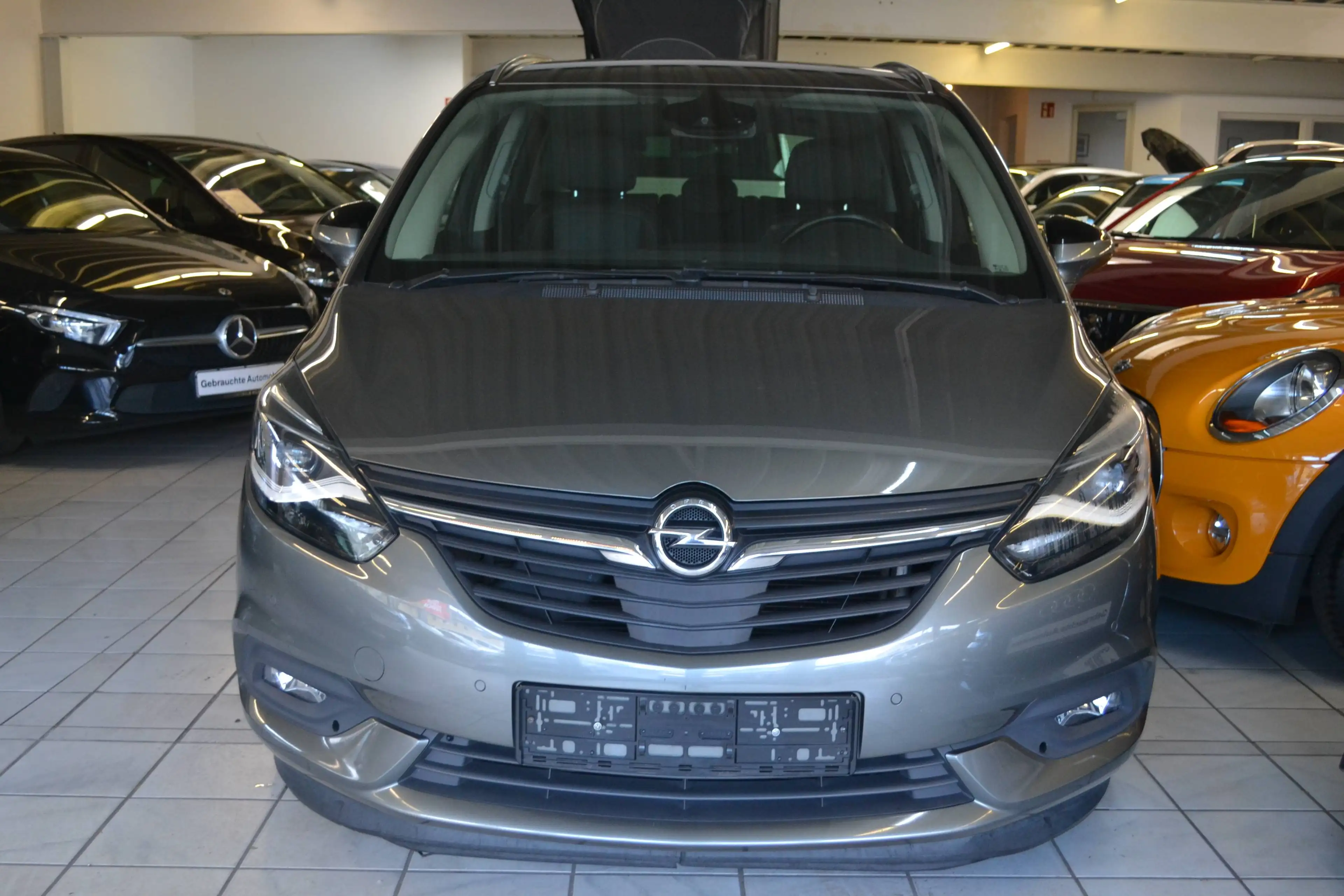 Opel Zafira Tourer C 1.4T Innovation *1.HAND*LEDER*LED*KAMERA*ACC*NAV — photo 3