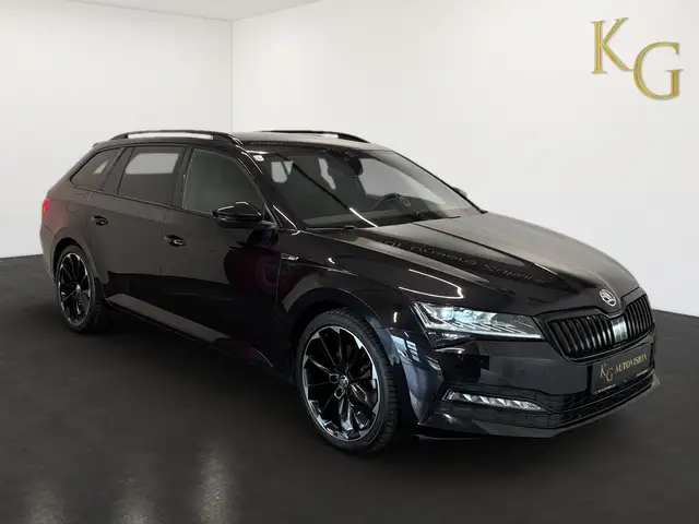 Skoda Superb view 10