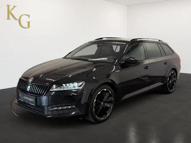 Skoda Superb view 2