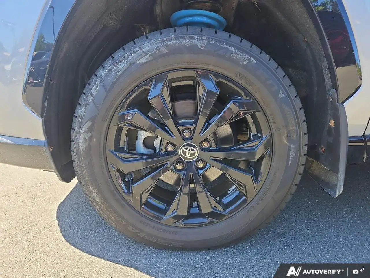 Toyota RAV 4 снимка Toyota RAV 4