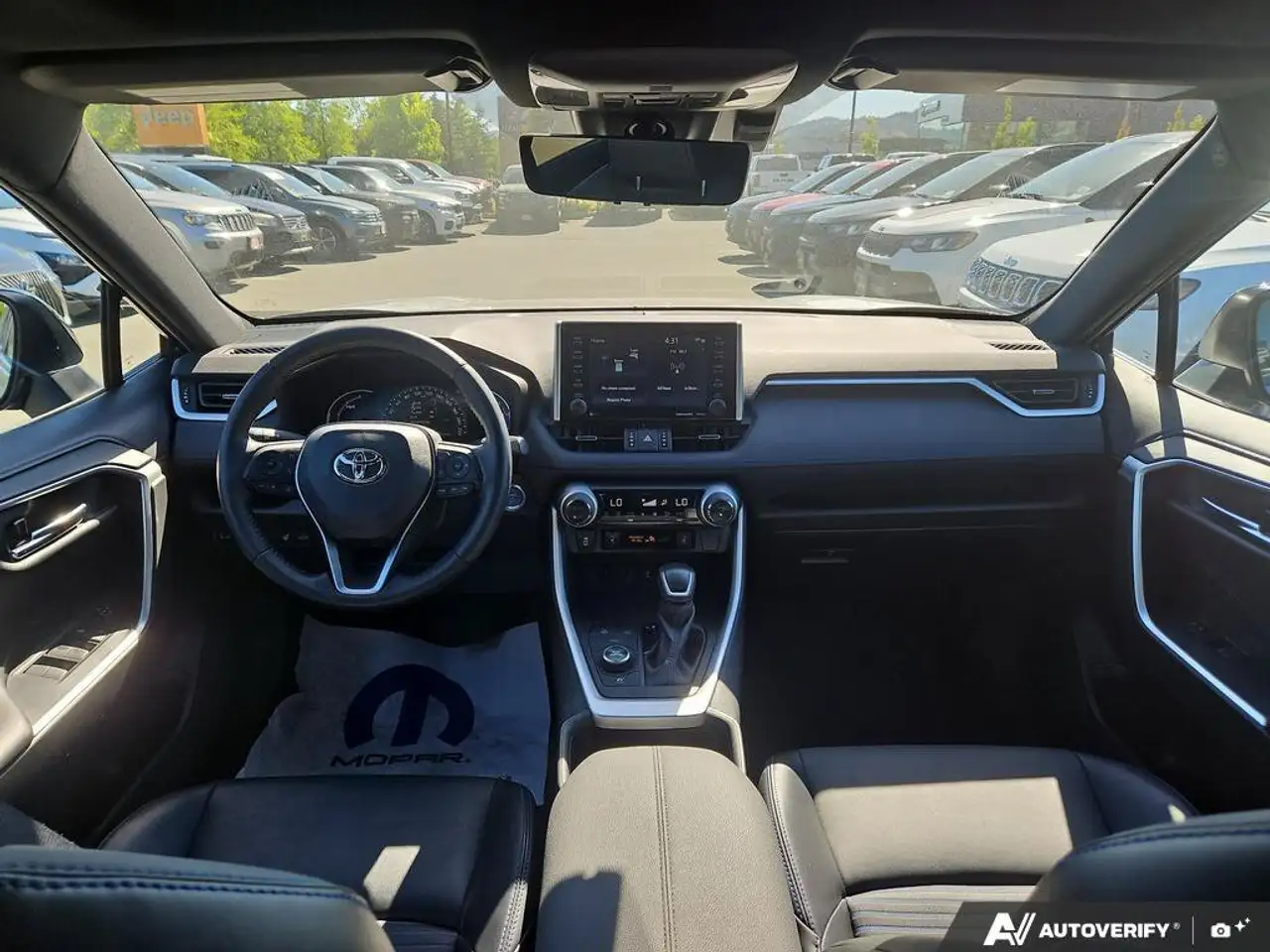 Toyota RAV 4 снимка Toyota RAV 4