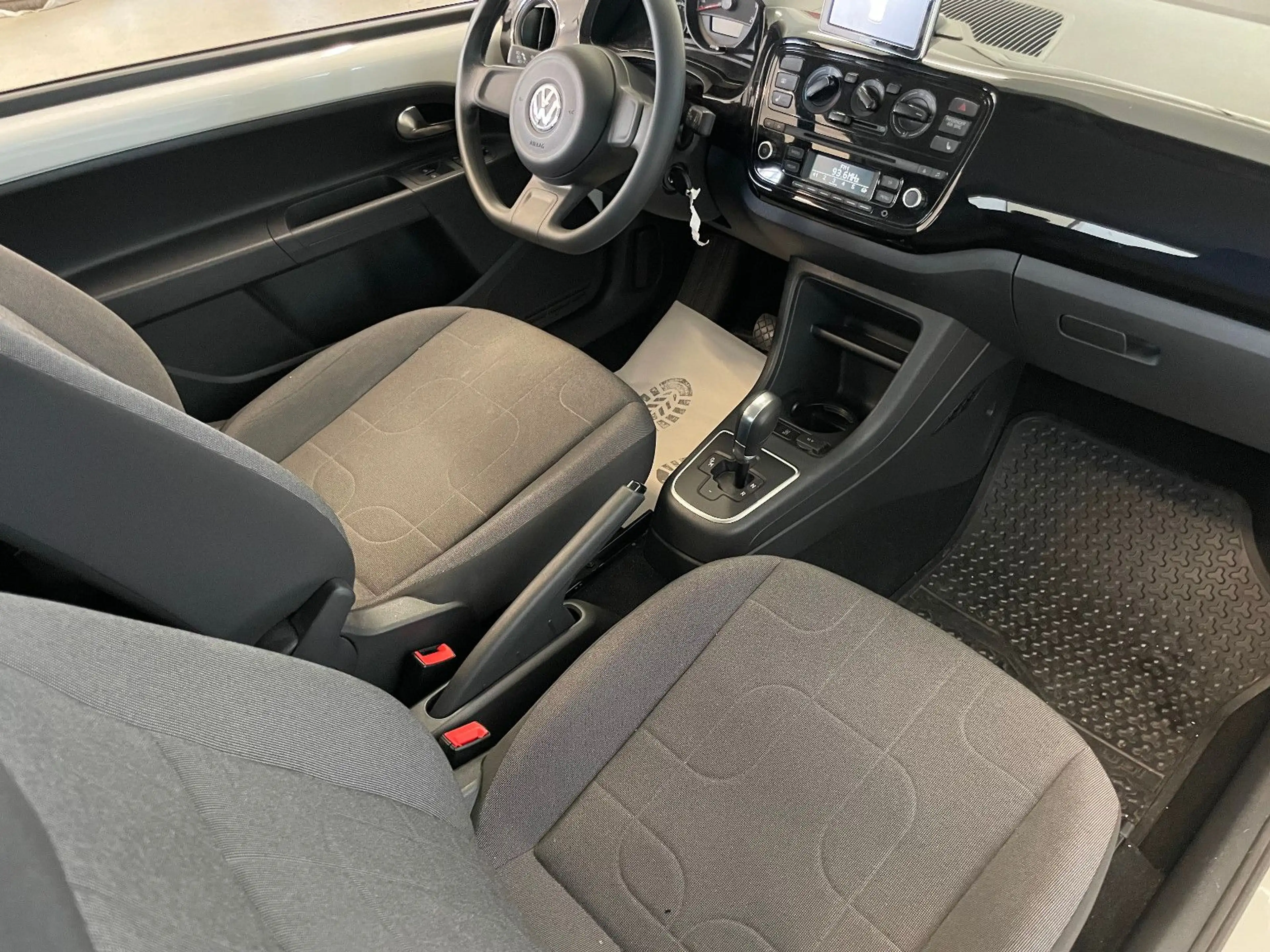 Volkswagen up! "ASG" — photo 7