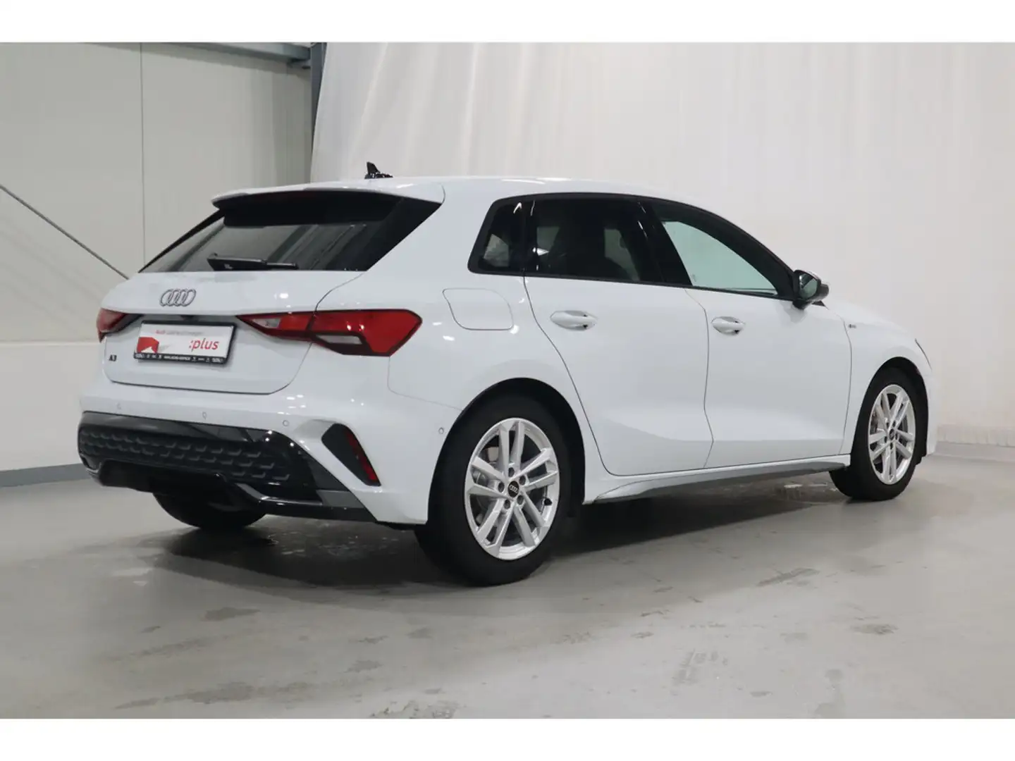 Audi A3 Sportback 35 TDI S line LED*PDC*R-Kamera * Weiß - 2