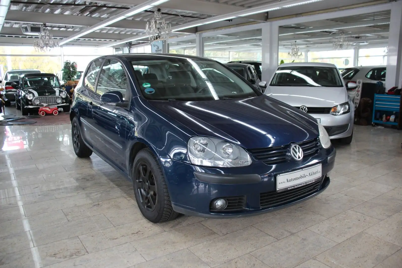 Volkswagen Golf V Lim. Trendline Blau - 2