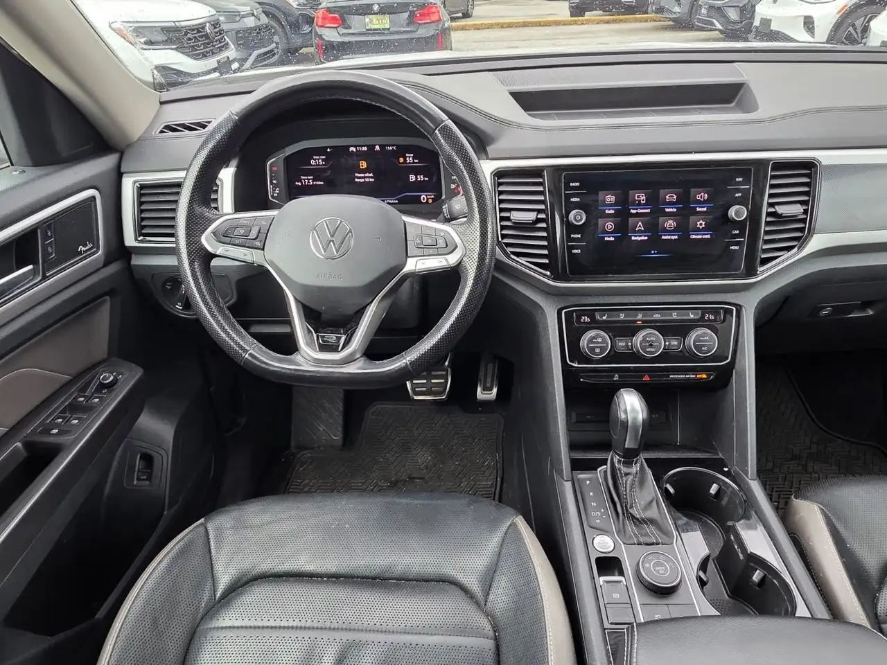 Volkswagen Atlas снимка Volkswagen Atlas