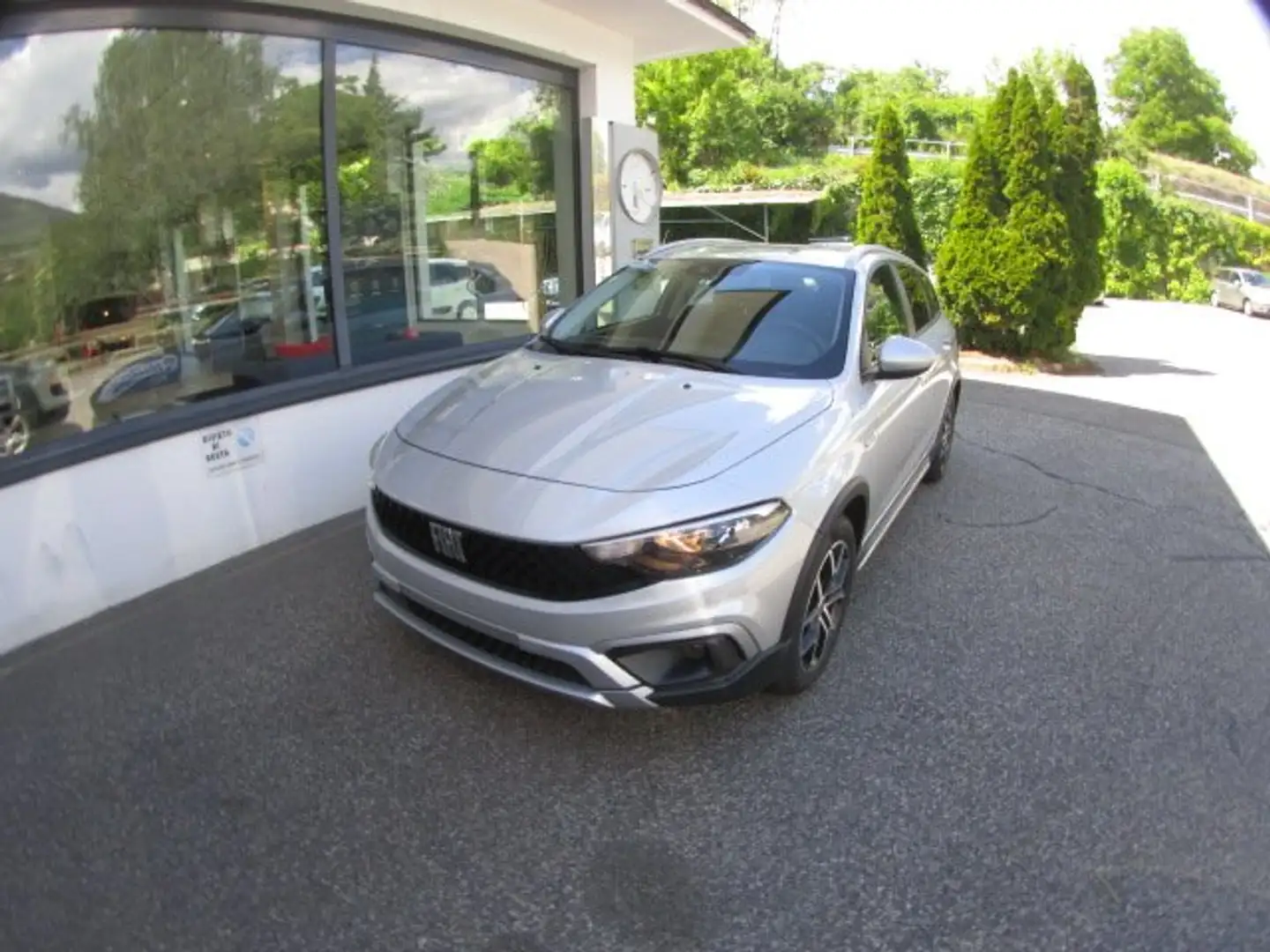 Fiat Tipo CROSS 1.0 S.W. Срібний - 2