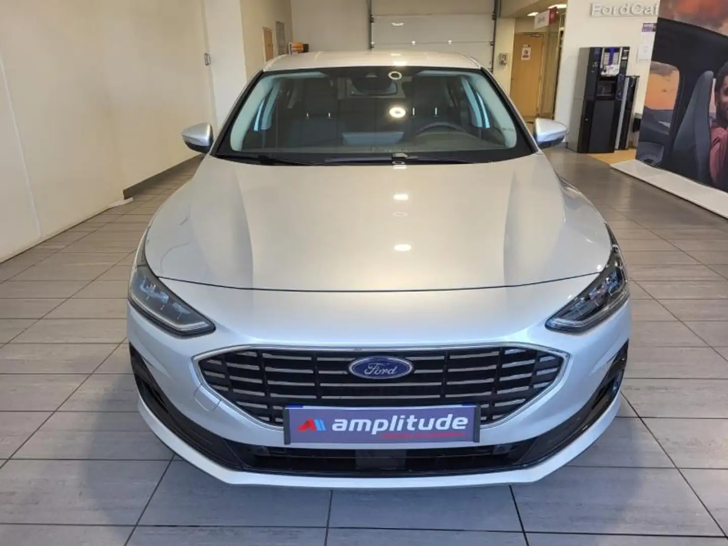 Ford Focus 1.0 Flexifuel mHEV 125ch Titanium X Business Grijs - 2