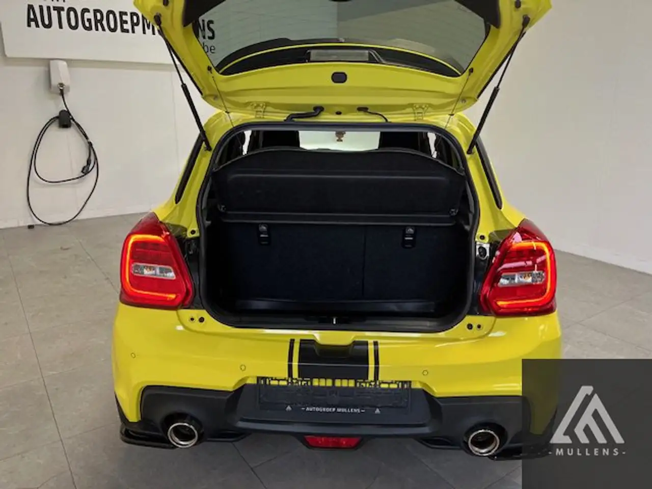 Suzuki Swift 1.4 Sport 48V Hybrid + extra set velgen en banden 8