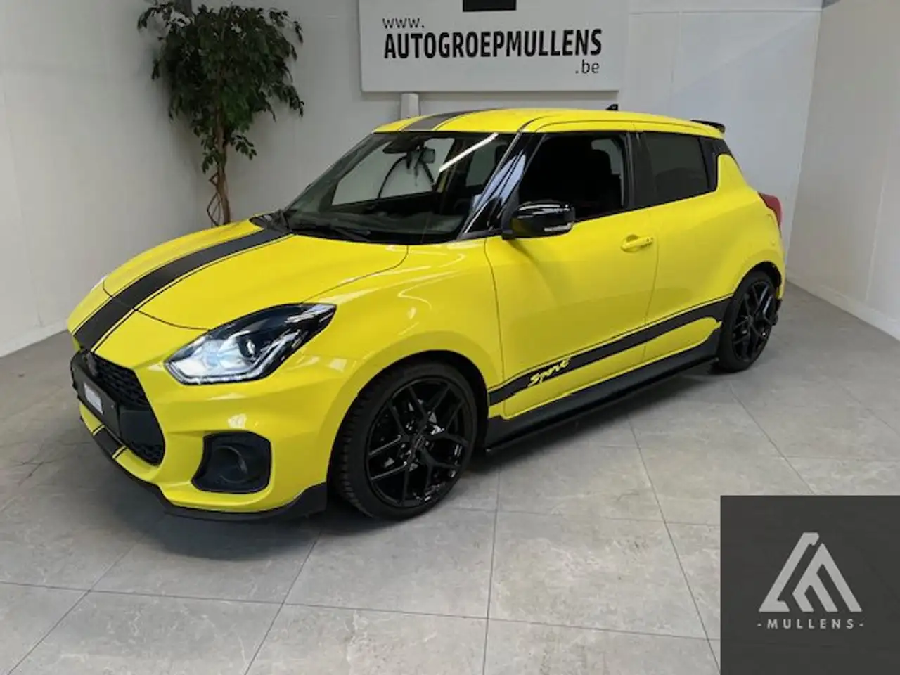 Suzuki Swift 1.4 Sport 48V Hybrid + extra set velgen en banden 2