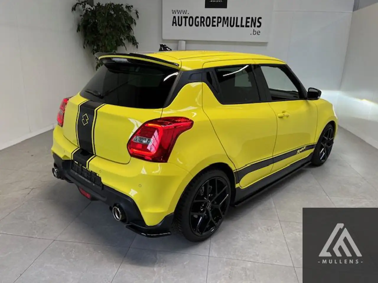 Suzuki Swift 1.4 Sport 48V Hybrid + extra set velgen en banden 6