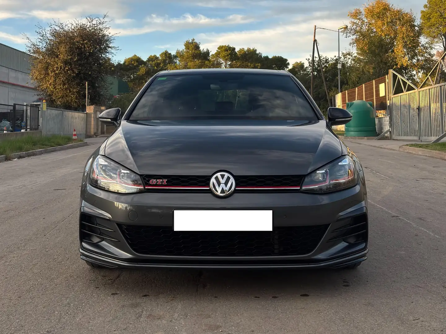 Volkswagen Golf GTI Golf 2.0 TSI GTI Performance DSG 7.5 Gris - 1