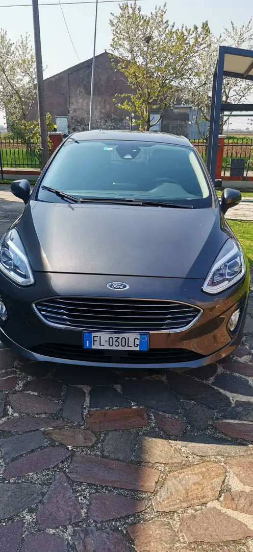 Ford Fiesta Fiesta VII 2017 5p 5p 1.5 tdci Titanium 85cv Grigio - 1