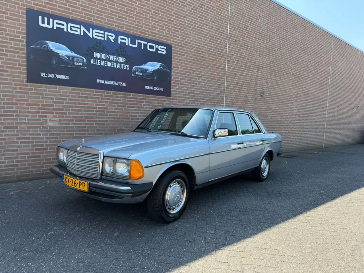 Mercedes-Benz 500 200-500 (W124) 230 E Mercedes-Benz 230 E W123 | 1e, foto 3