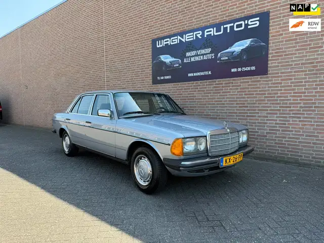 Mercedes-Benz 500 200-500 (W124) 230 E Mercedes-Benz 230 E W123 | 1e