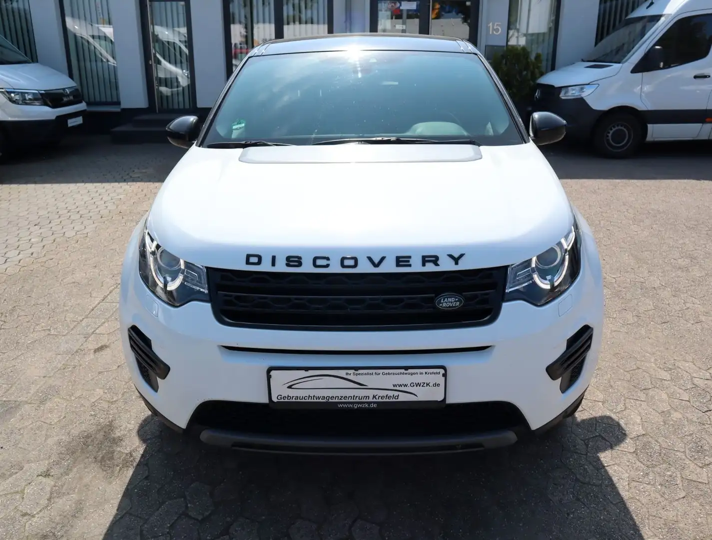 Land Rover Discovery Sport AWD / Pano / 2-Zonen-Klima / SHZ Weiß - 2