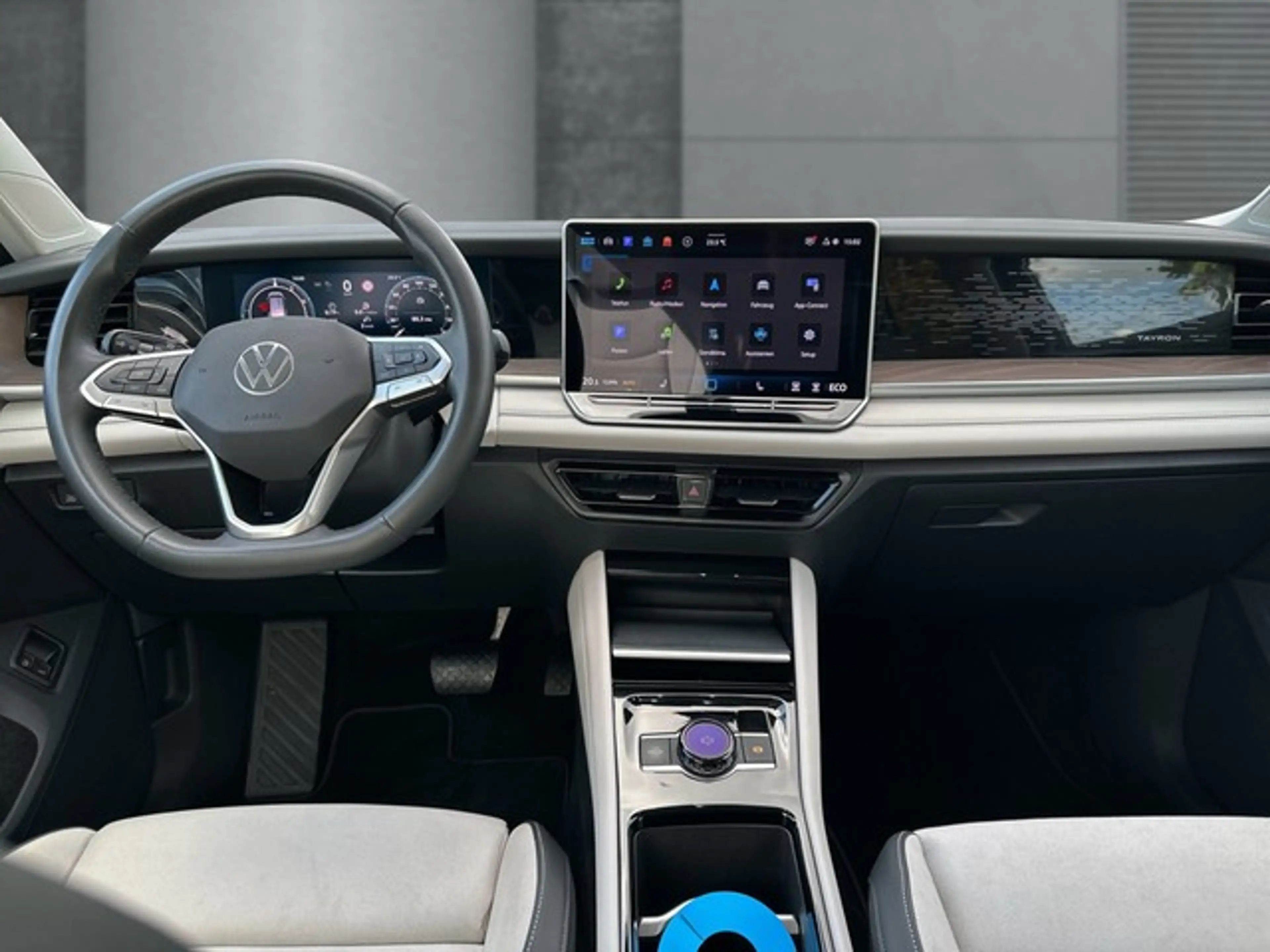 Volkswagen Tayron Elegance 1.5 TSI eHybrid*NAVI*LED*SHZ*AHK — photo 11