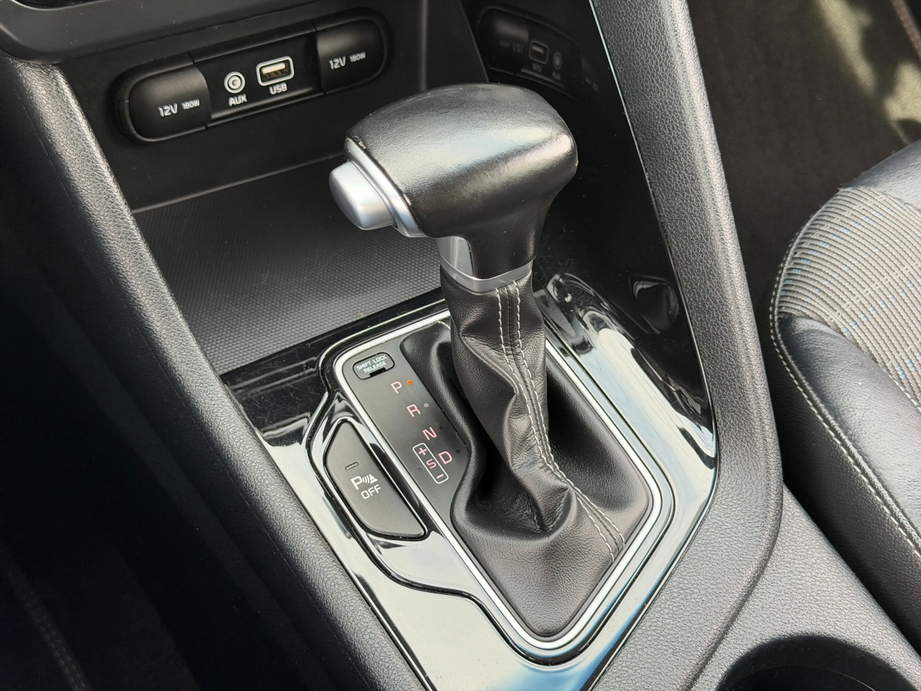 Kia Niro 1.6 GDi Hybrid DynamicLine Camera|LaneKeeping|NAP — photo 17