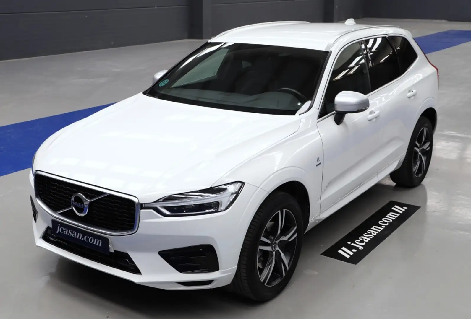 Volvo XC60 D4 R-Design Aut. Blanco - 1