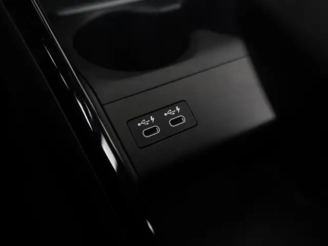BMW 2 Series view 12