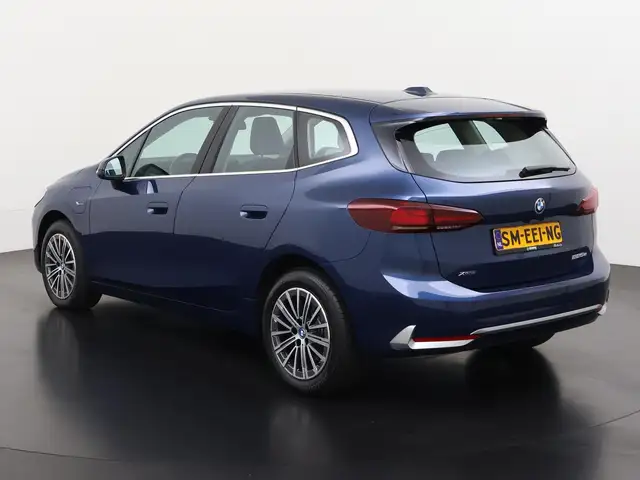 BMW 2 Series view 7