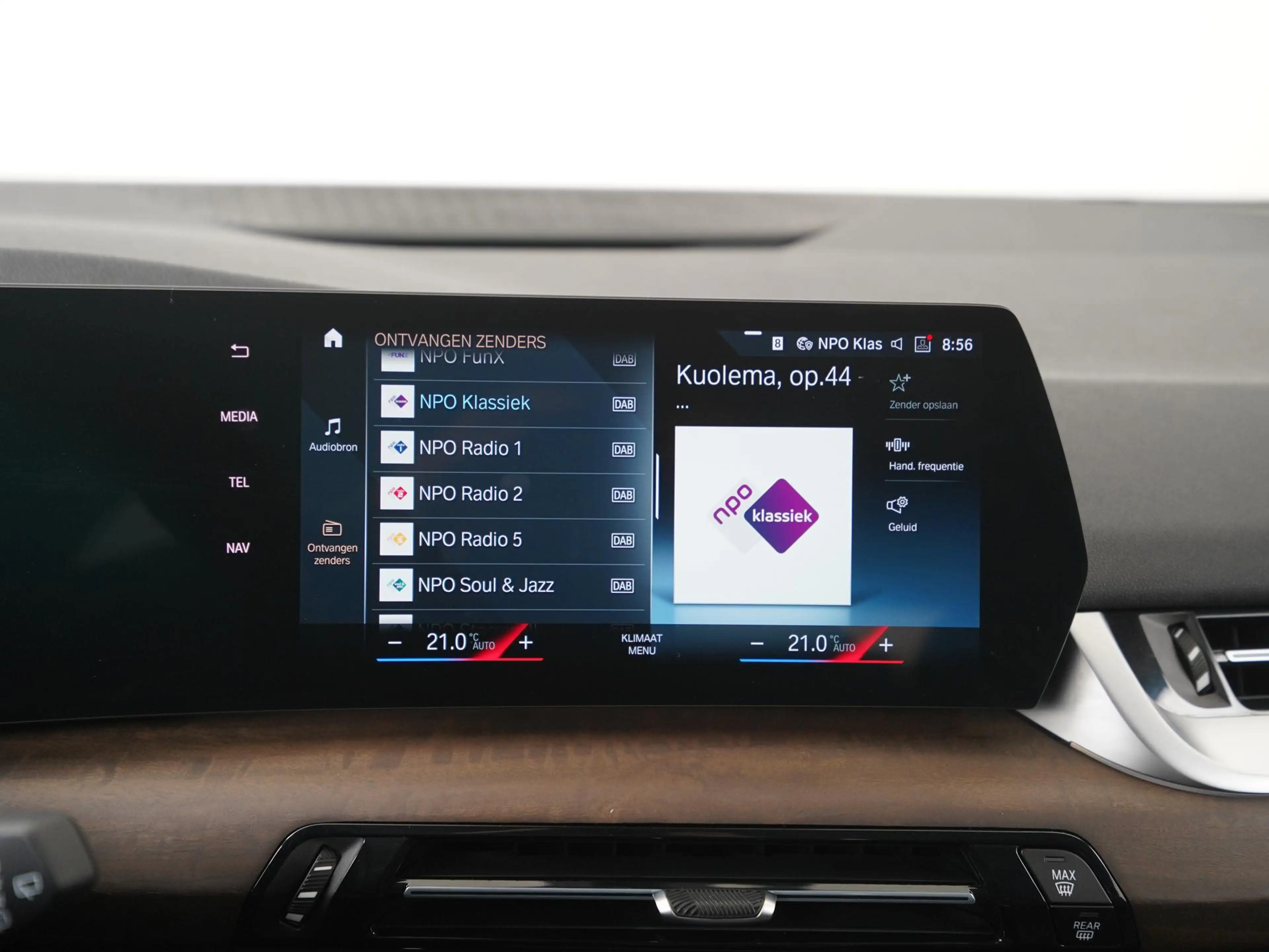 BMW 225 2-serie Active Tourer 225e xDrive Luxury Line | Le — photo 15