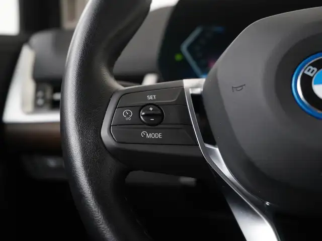 BMW 2 Series view 8