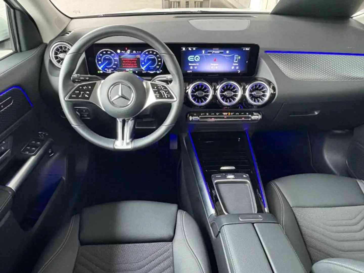 Mercedes-Benz EQA 300 EQA 300 4M Progressive AHK Distronic LED Kamera Weiß - 2