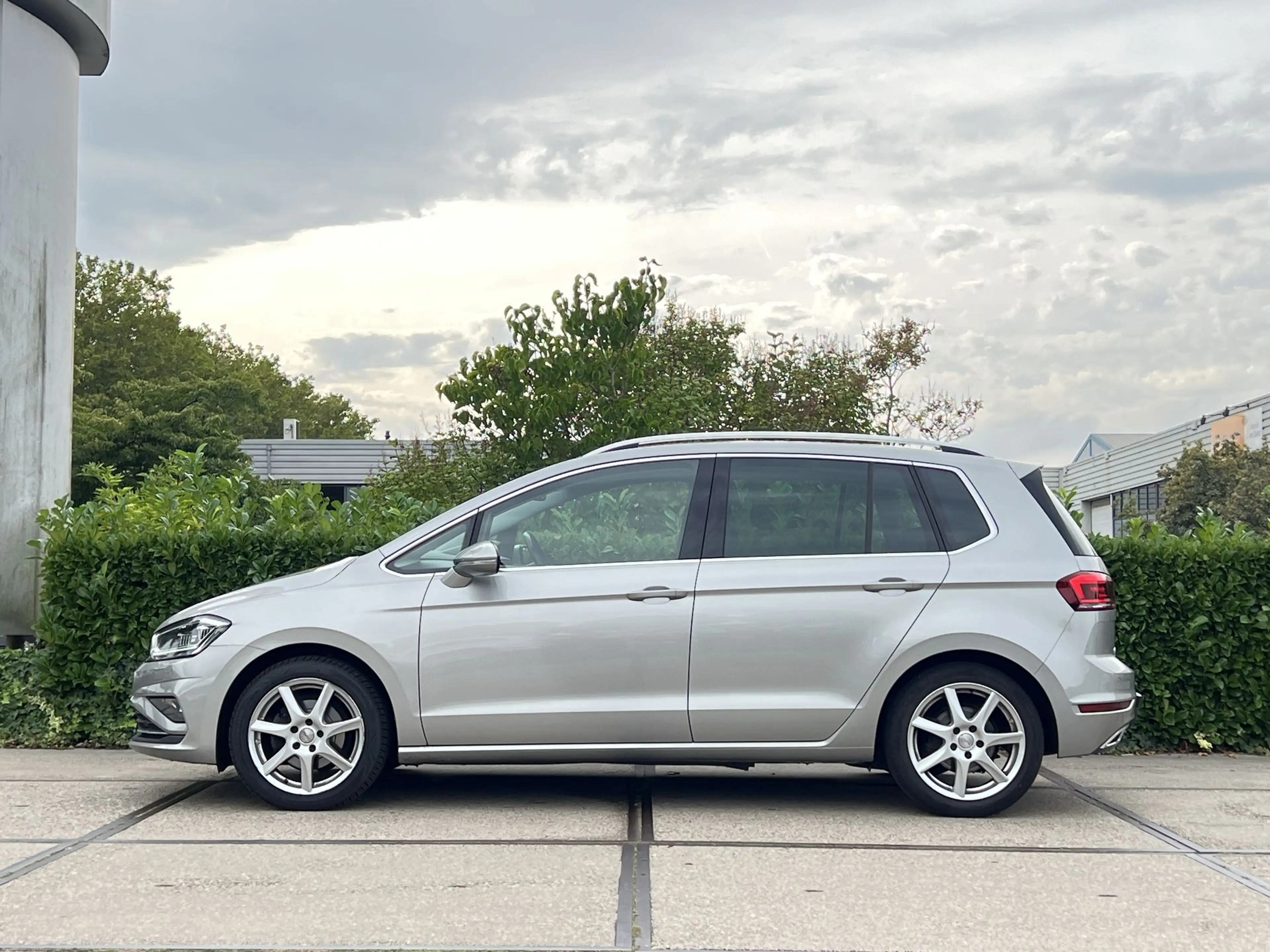 Volkswagen Golf Sportsvan 1.5 TSI ACT Highline via Auto1 (ophalen) StockID K — photo 9
