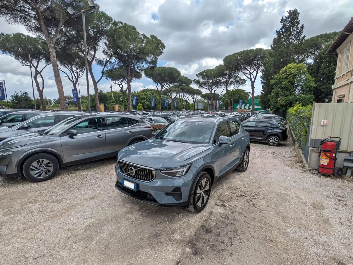 Volvo XC40 PLUG IN HYBRID 1.5cc 211cv(129cv)T4 CORE RECHARGER Grigio - 1