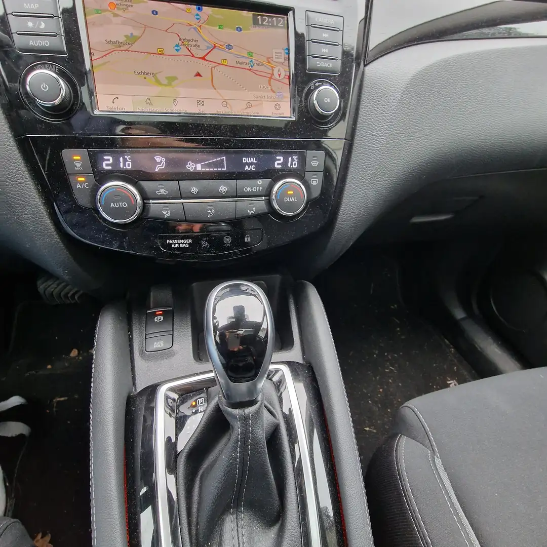 Nissan Qashqai Qashqai 1.5 dCi DCT N-TEC Weiß - 2