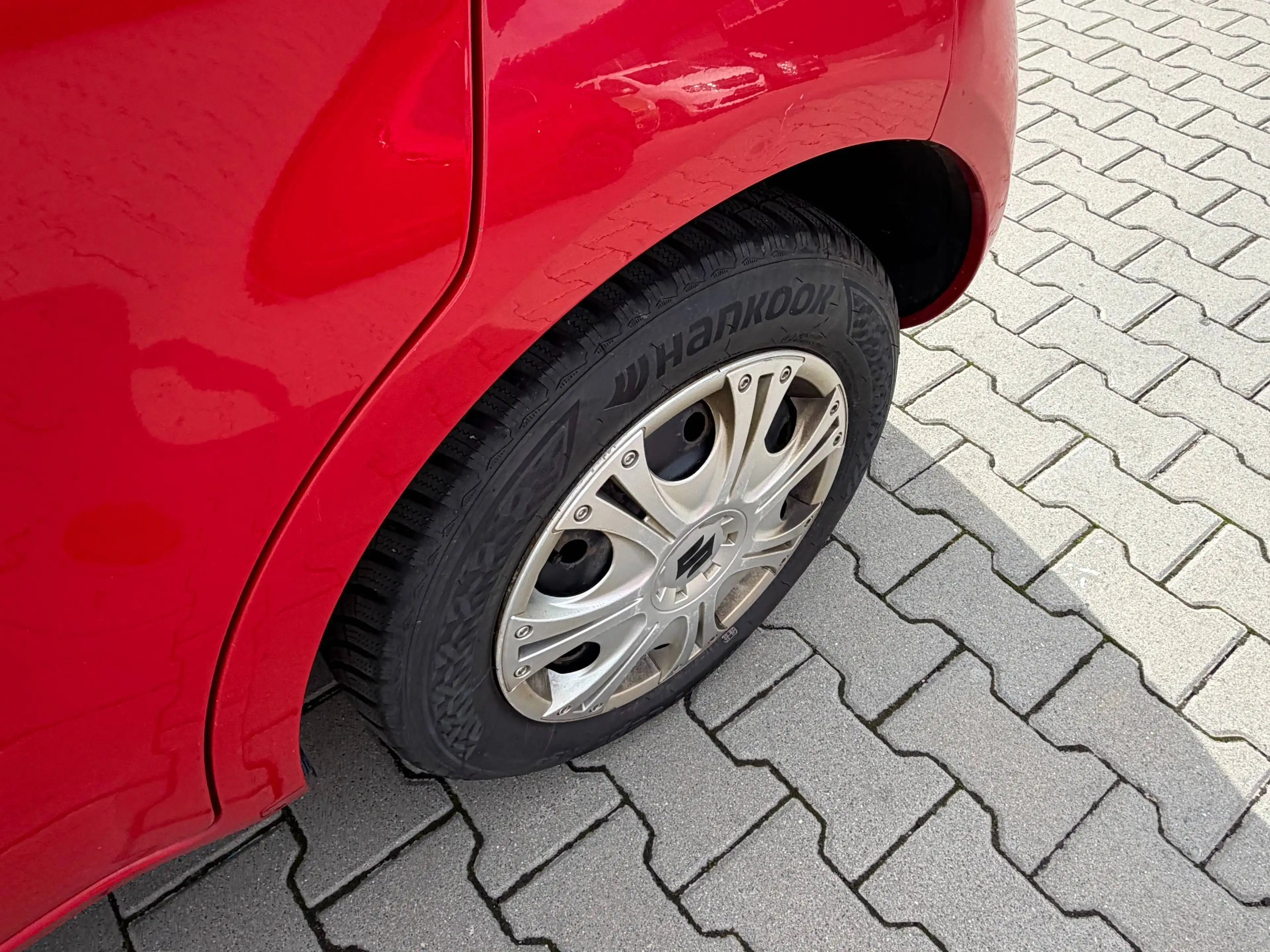 Suzuki Splash Splash Basic/Klima/1.Ha/Eu5/TÜV NEU/5Tür/ZV/ — photo 8