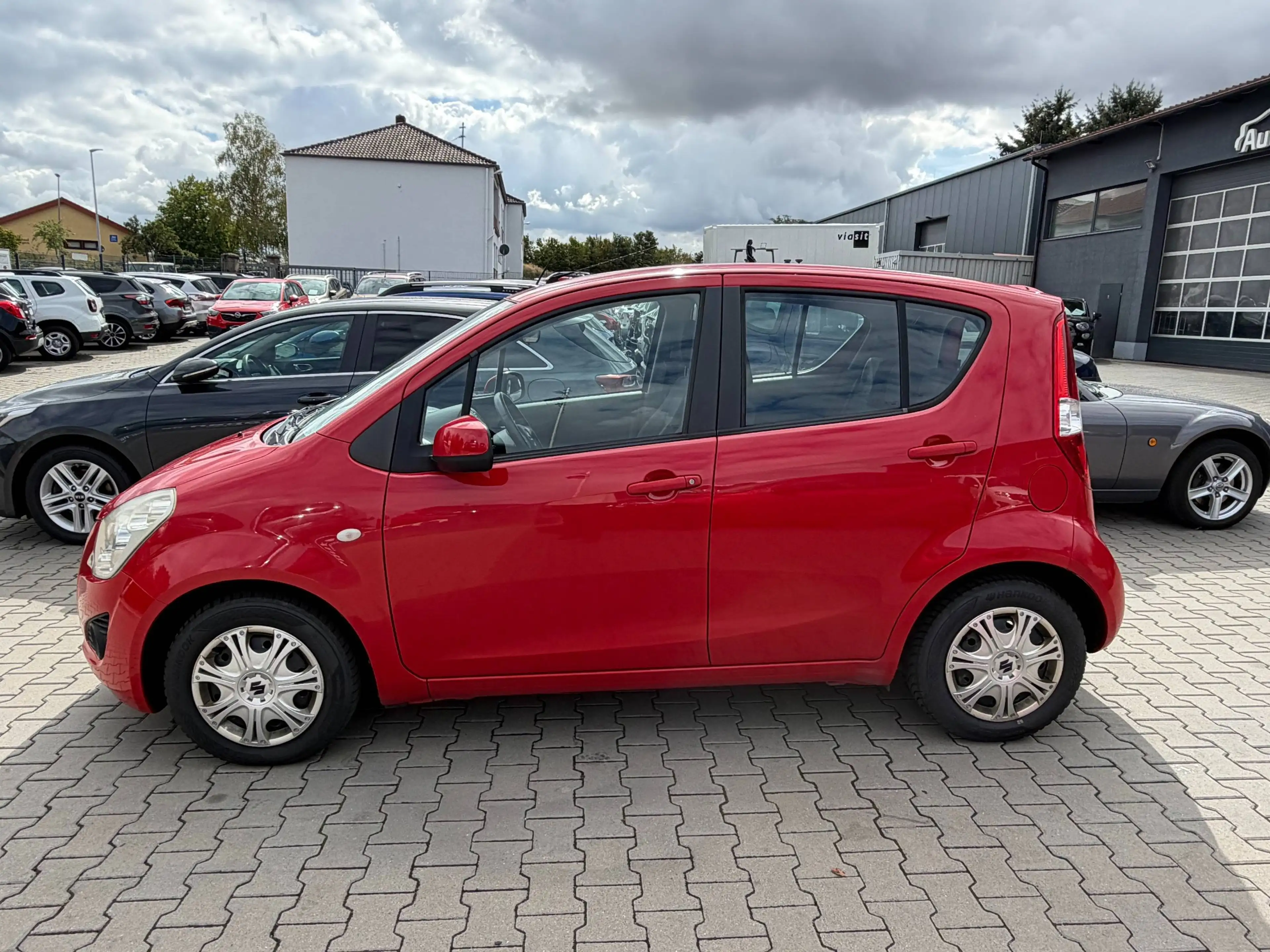 Suzuki Splash Splash Basic/Klima/1.Ha/Eu5/TÜV NEU/5Tür/ZV/ — photo 7