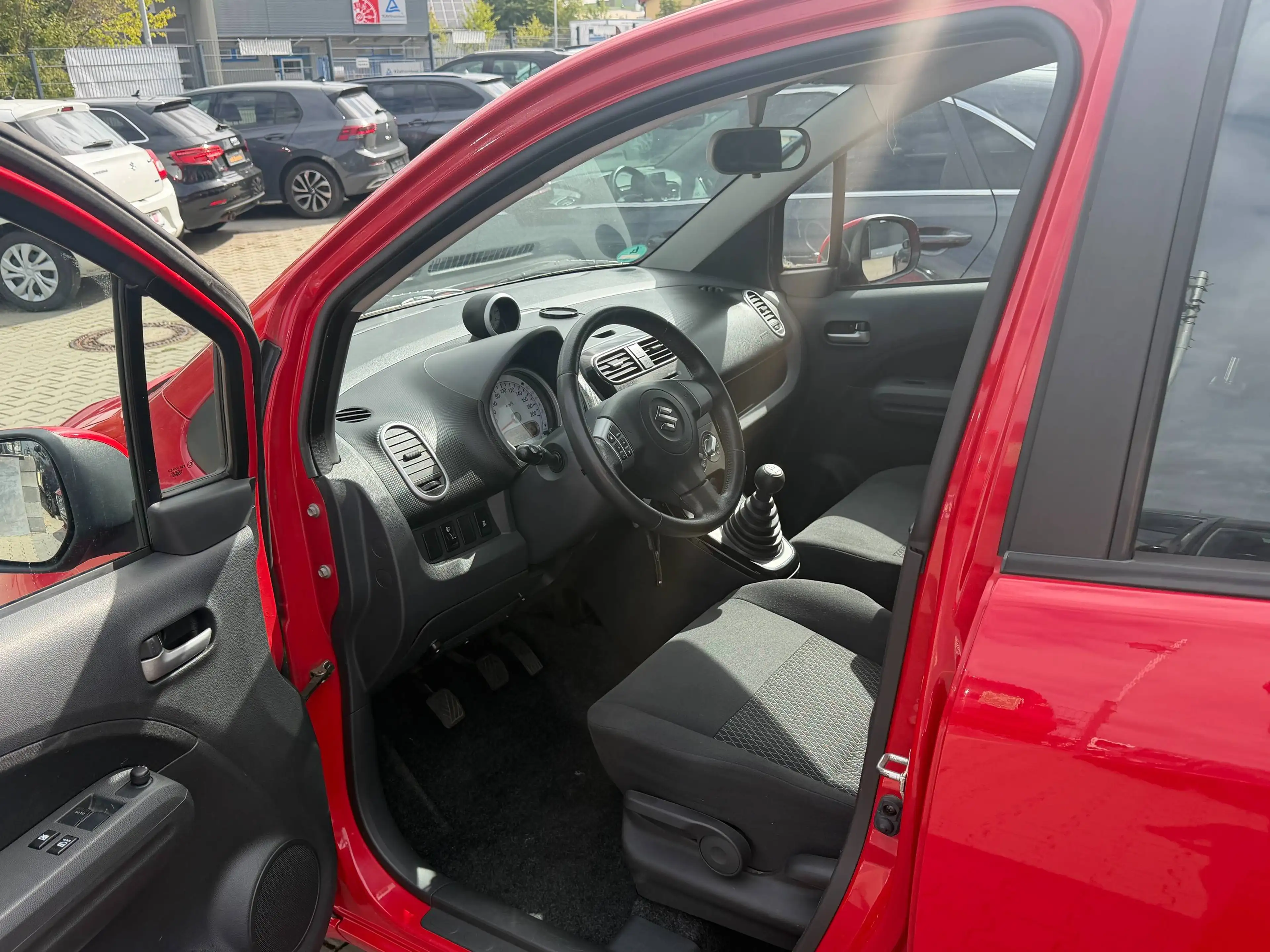 Suzuki Splash Splash Basic/Klima/1.Ha/Eu5/TÜV NEU/5Tür/ZV/ — photo 9