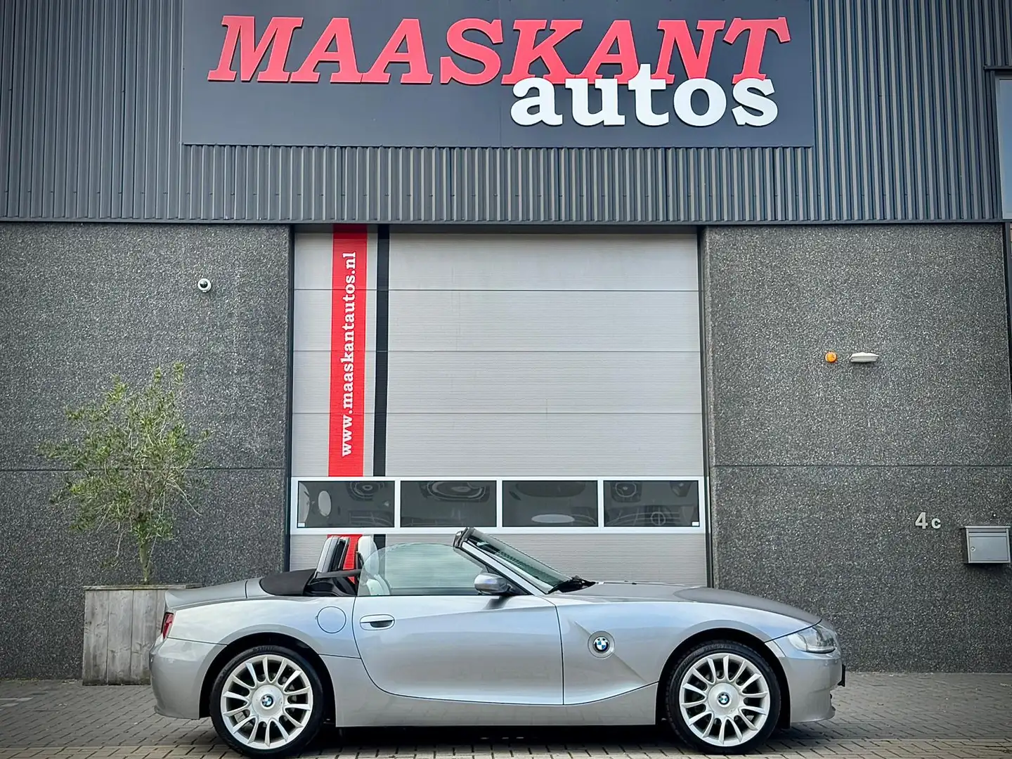 BMW Z4 Roadster 2.5 Si / Lci / Individual Silverstone / M Grijs - 1