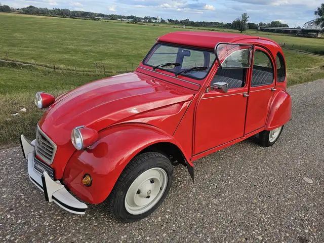 Citroen 2CV 6 Special 86.000 km 1e lak NL geleverd