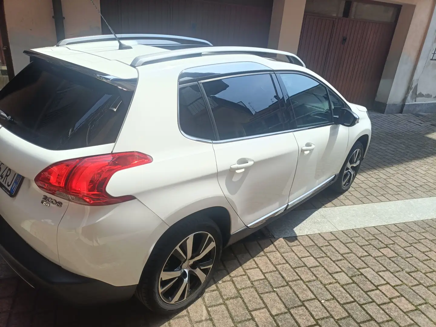 Peugeot 2008 1.6 e-hdi 8v Allure s&s 115cv Bianco - 2