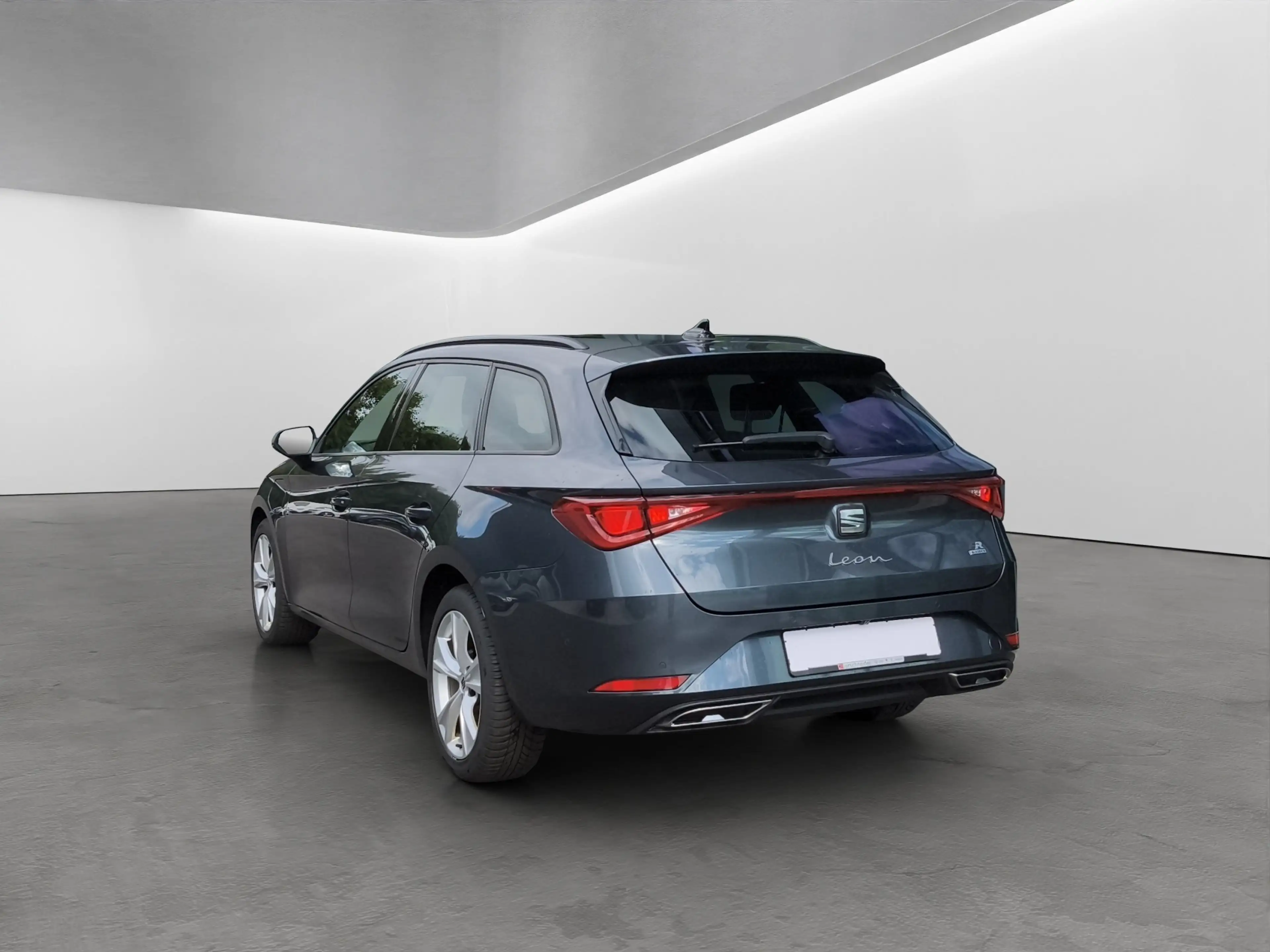 SEAT Leon e-Hybrid Leon Sportstourer 1.5 e-Hybrid DSG FR LED NAVI ACC — photo 5