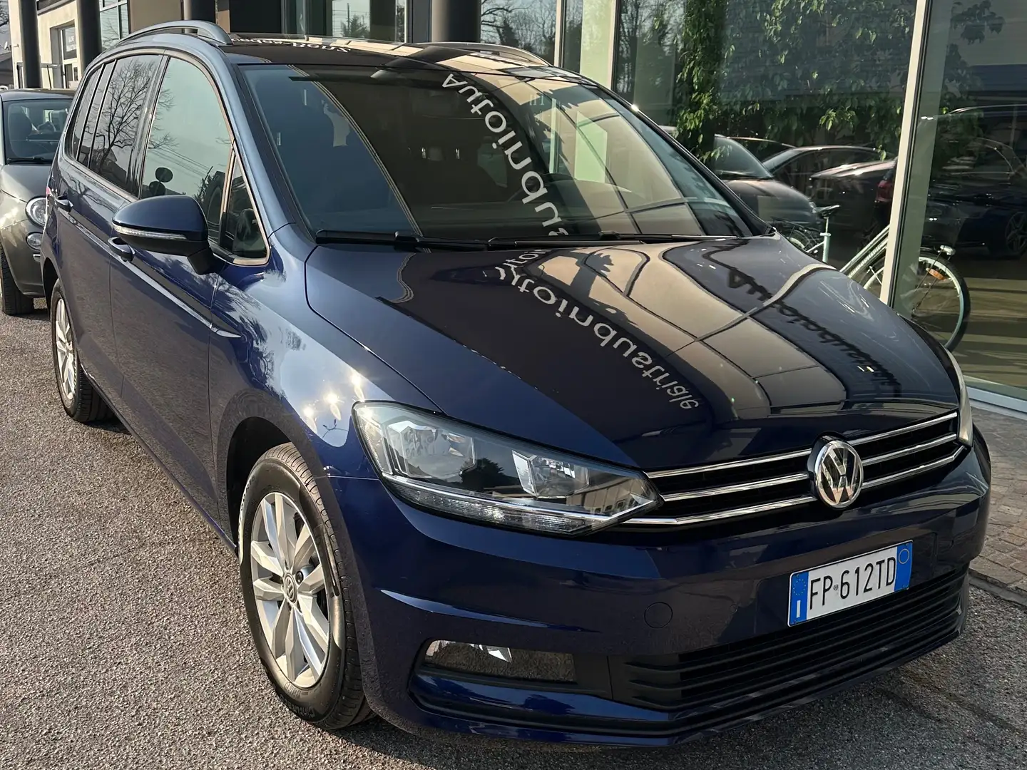 Volkswagen Touran Touran III 2015 1.6 tdi Business 115cv Blu/Azzurro - 2